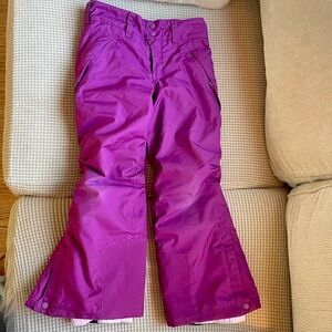 Girls Patagonia h2no snow pants x small (5-6)